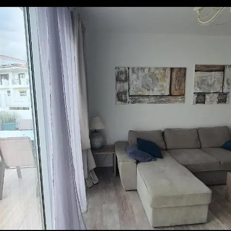 Apartament Aquamarine *