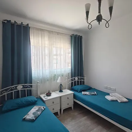 Aquamarine Apartman Voróklini