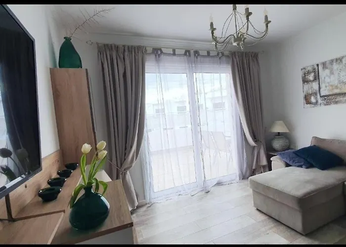 Aquamarine Apartment